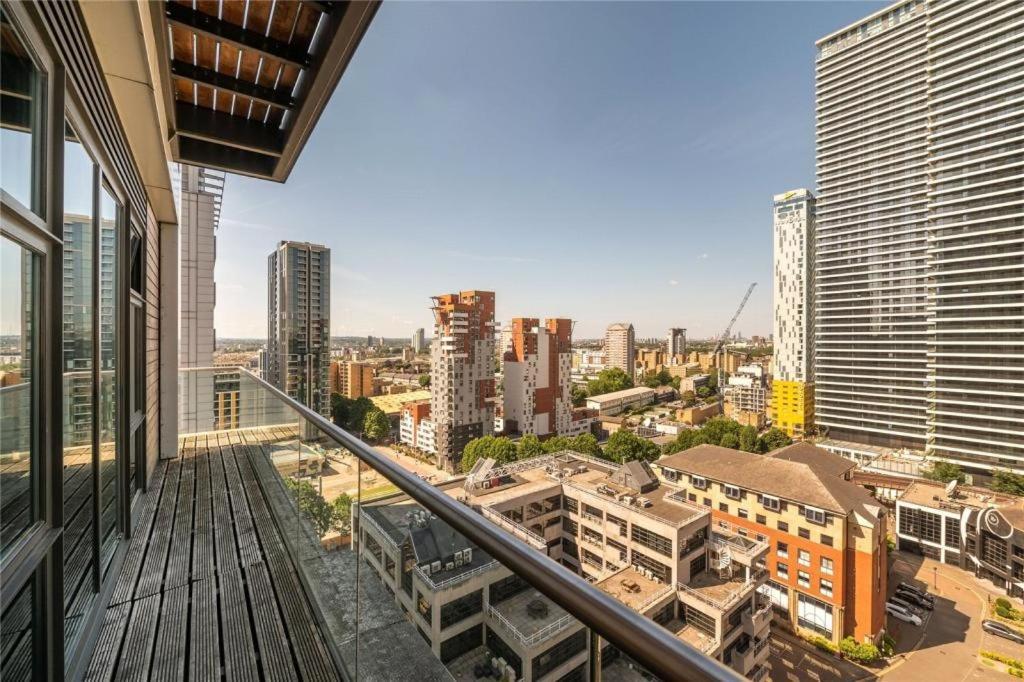 Penthouse Canary Wharf - Free Wifi Londýn Exteriér fotografie